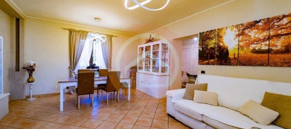 6 rooms Villa in Barga, Italy No. 168993 8