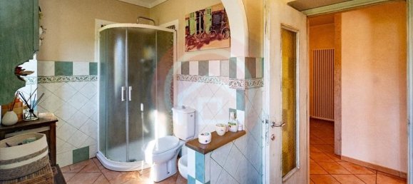 6 rooms Villa in Barga, Italy No. 168993 12