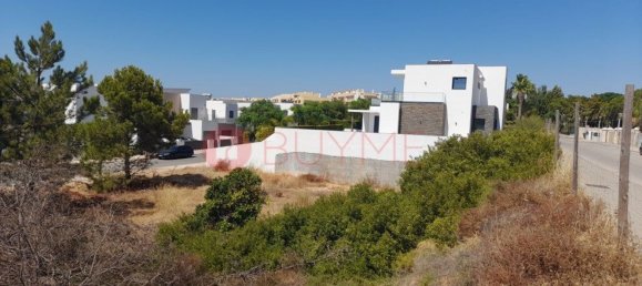 Terreno en Quarteira, Portugal 668 m² No. 135186 4