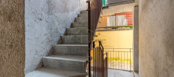 3 غرف نوم منزل في Ponte Lambro, Italy رقم 145754 31