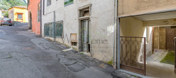 3 غرف نوم منزل في Ponte Lambro, Italy رقم 145754 2