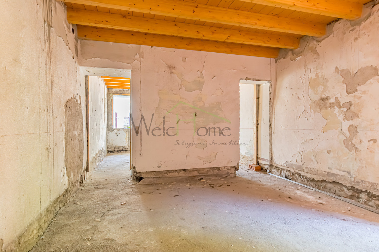 3 غرف نوم منزل في Ponte Lambro, Italy رقم 145754