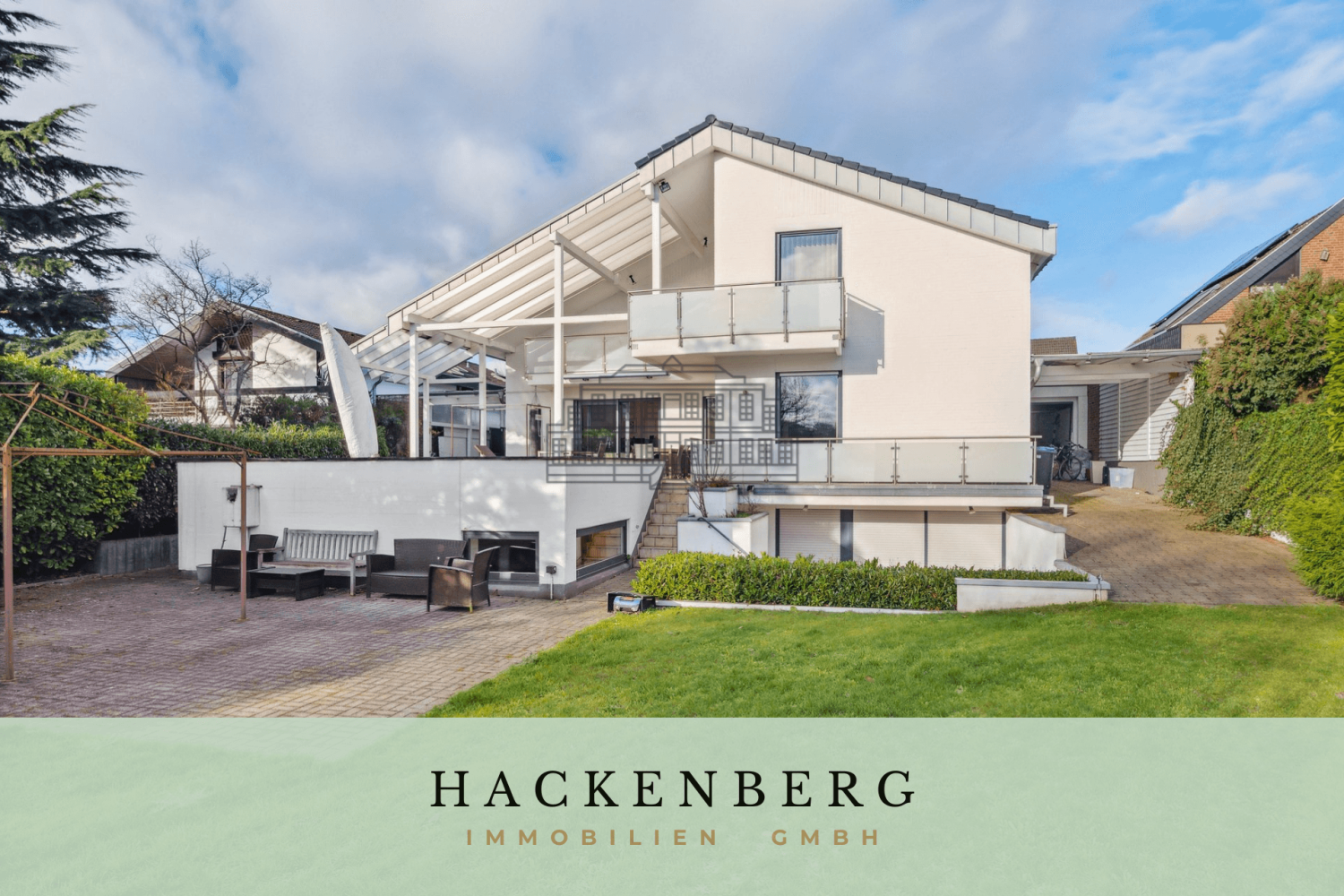 Casa de 11 habitaciónes en Aachen, Germany No. 320005