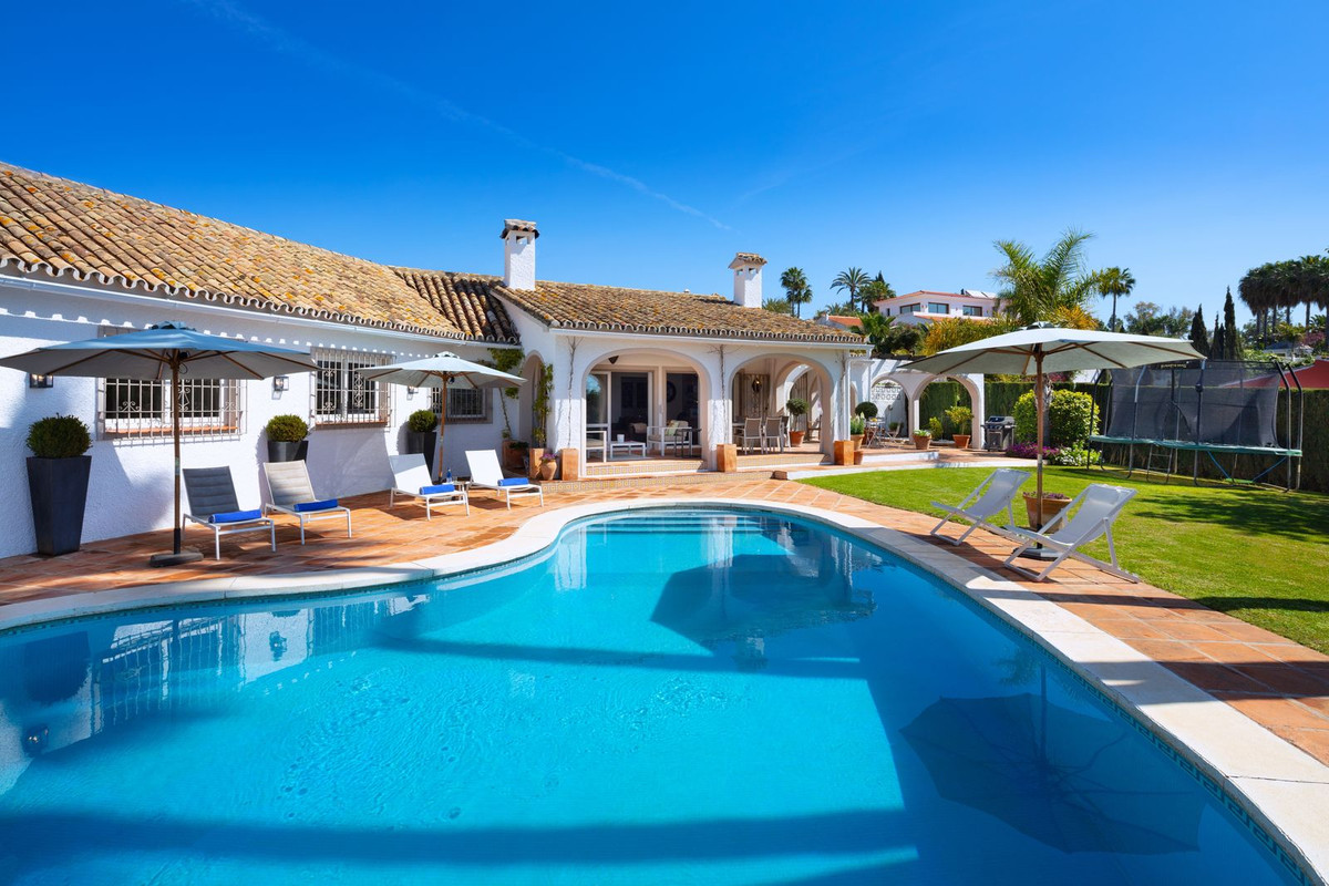 Villa T5 em Marbella, Spain N.º 264739