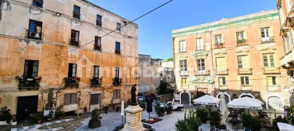 6 bedrooms Villa in Quartu Sant'Elena, Italy No. 212225 8