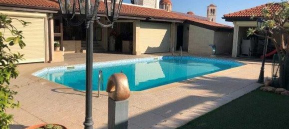 4 bedrooms House in Limassol, Cyprus No. 6646 9