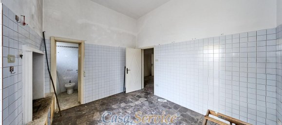 3-salle Maison à Taviano, Italy No. 237512 12