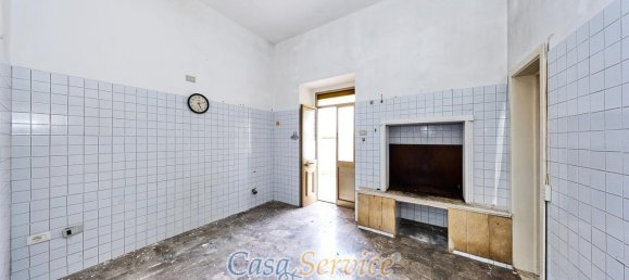 3-salle Maison à Taviano, Italy No. 237512 13