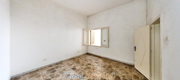 3-salle Maison à Taviano, Italy No. 237512 8