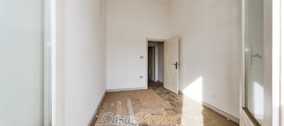 3-salle Maison à Taviano, Italy No. 237512 19