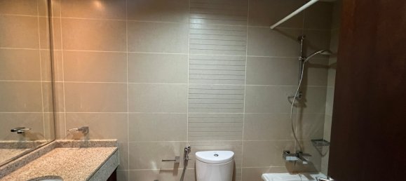 Estudio en Jumeirah Lake Towers, UAE No. 9246 8