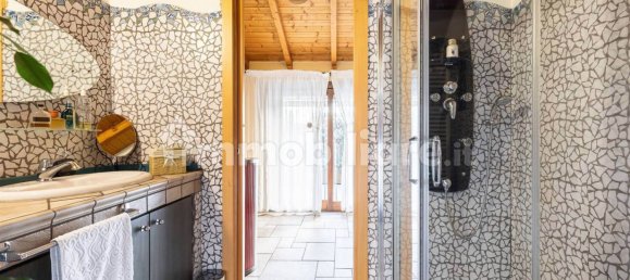 2 غرف نوم شقة في Mariano Comense, Italy رقم 223502 19