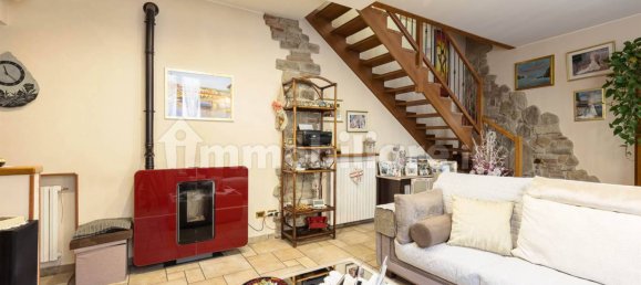 2 غرف نوم شقة في Mariano Comense, Italy رقم 223502 10