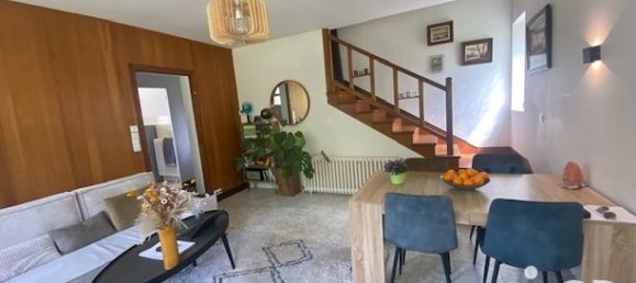3 Schlafzimmer Haus in Villeneuve-Saint-Germain, France, Nr. 305054 2