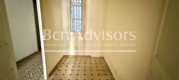 Apartamento de 3 dormitorios en Eixample, Spain No. 164746 30