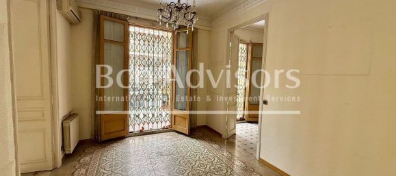 Apartamento de 3 dormitorios en Eixample, Spain No. 164746 27