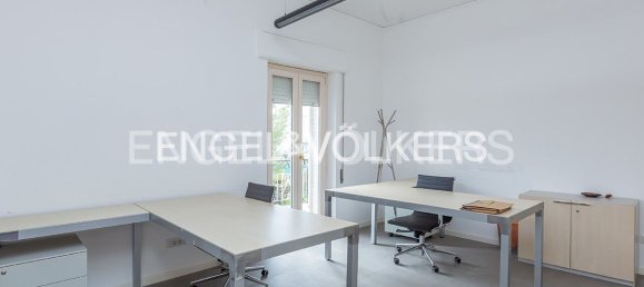 Коммерческая недвижимость с 13 комнатами в Аричча, Италия № 126672 10