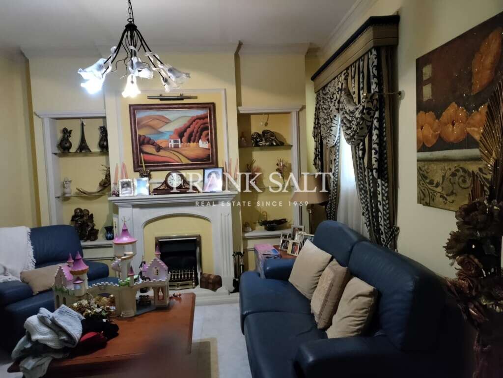 Maisonette de 3 dormitorios en Birkirkara, Malta No. 1573