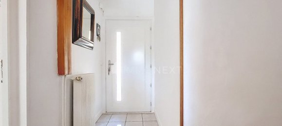 Здание 156м² в Пуйи, Франция № 324774 13