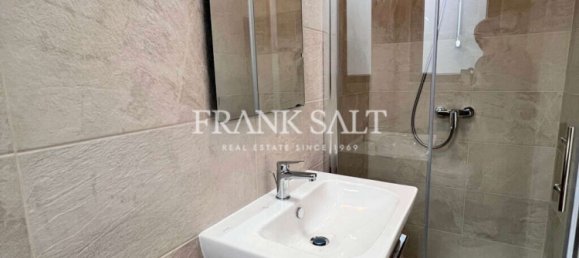 2 bedrooms Penthouse in Saint Julian's, Malta No. 4773 8