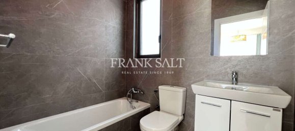2 bedrooms Penthouse in Saint Julian's, Malta No. 4773 7