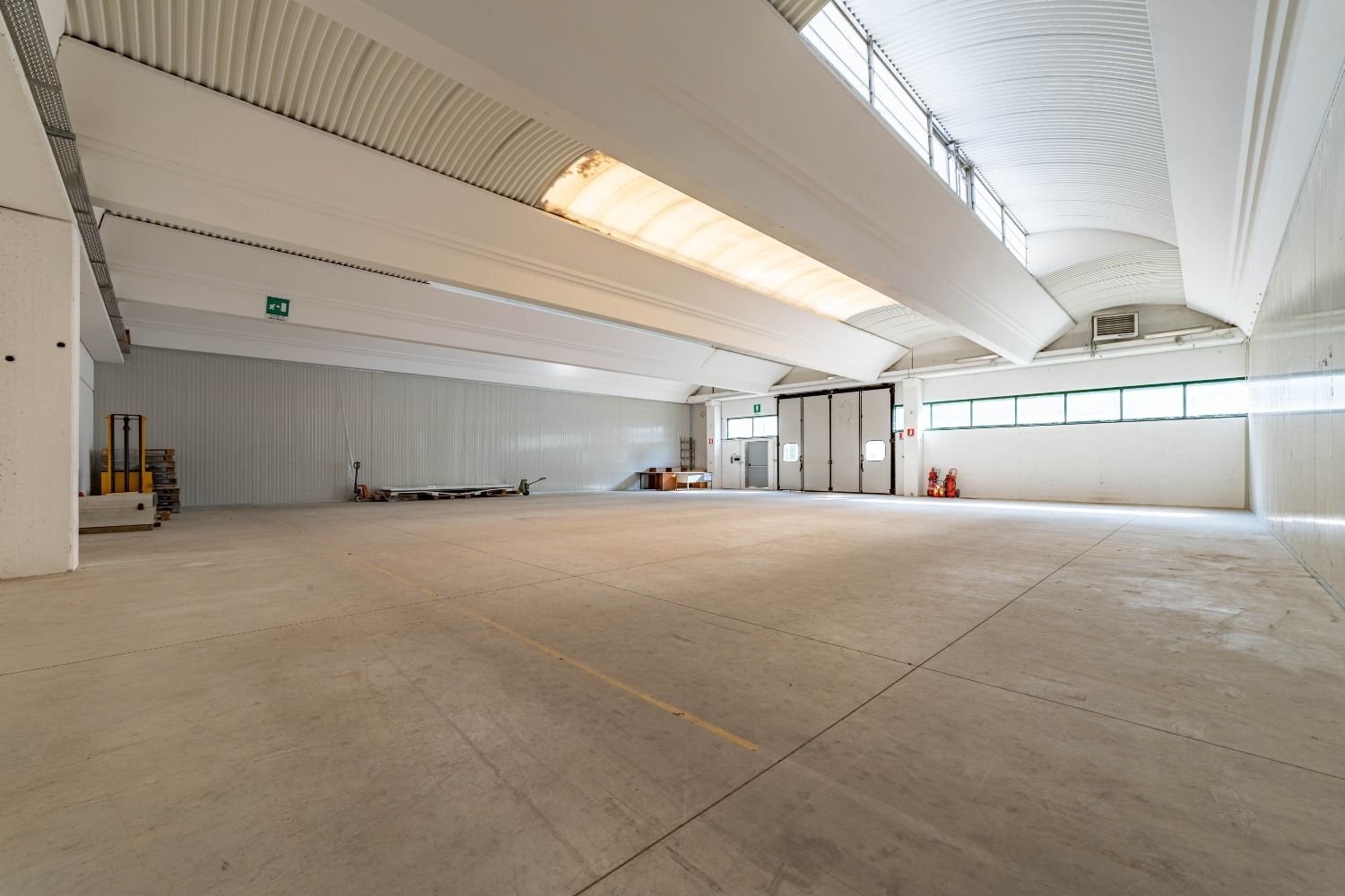 Lagerhaus in Castiglione Olona, Italy 405m², Nr. 261279