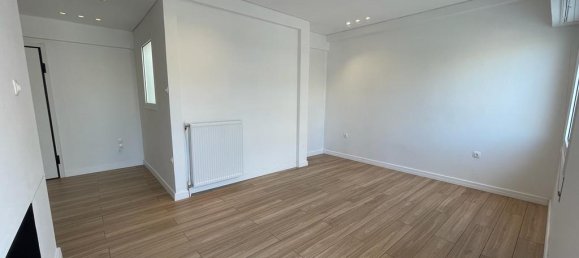 3 bedrooms Apartment in Athens, Greece No. 2906 4