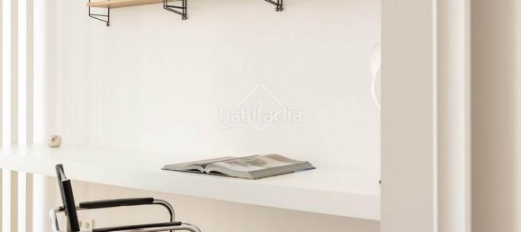 3 bedrooms Apartment in Ciutat Vella, Spain No. 156455 6