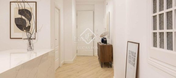 3 bedrooms Apartment in Ciutat Vella, Spain No. 156455 31