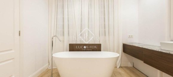 3 bedrooms Apartment in Ciutat Vella, Spain No. 156455 26