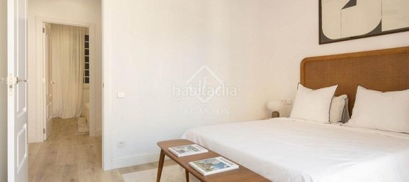3 bedrooms Apartment in Ciutat Vella, Spain No. 156455 29
