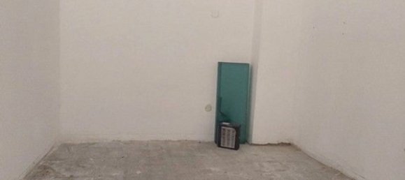 185m² Commercial property in Foggia, Italy No. 263628 12