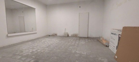 185m² Commercial property in Foggia, Italy No. 263628 9