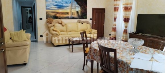 Apartamento T3 em Genoa, Italy N.º 329852 32
