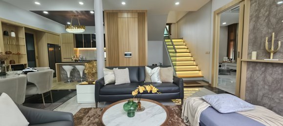 5 Schlafzimmer Haus in Pattaya, Thailand, Nr. 71826 3