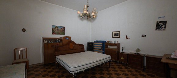 6 Schlafzimmer Haus in Vittoria, Italy, Nr. 351554 22