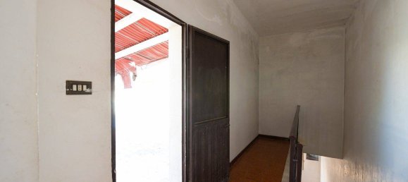 6 Schlafzimmer Haus in Vittoria, Italy, Nr. 351554 37