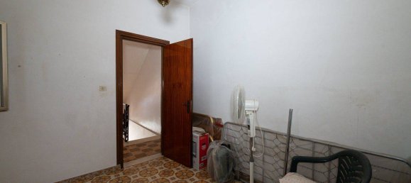 6 Schlafzimmer Haus in Vittoria, Italy, Nr. 351554 20