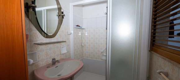 6 Schlafzimmer Haus in Vittoria, Italy, Nr. 351554 13