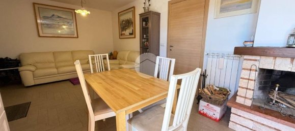 2 Schlafzimmer Wohnung in Rocca di Mezzo, Italy, Nr. 191924 3