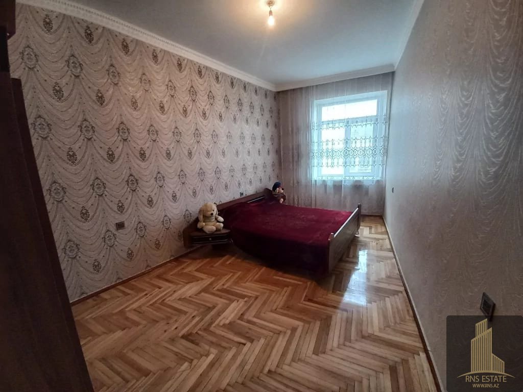 Квартира с 3 спальнями в Насиминский район, Азербайджан № 2377