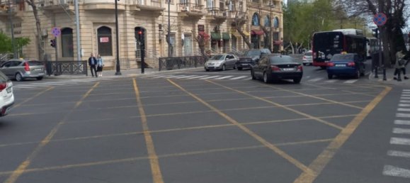 Квартира с 3 спальнями в Насиминский район, Азербайджан № 2377 19