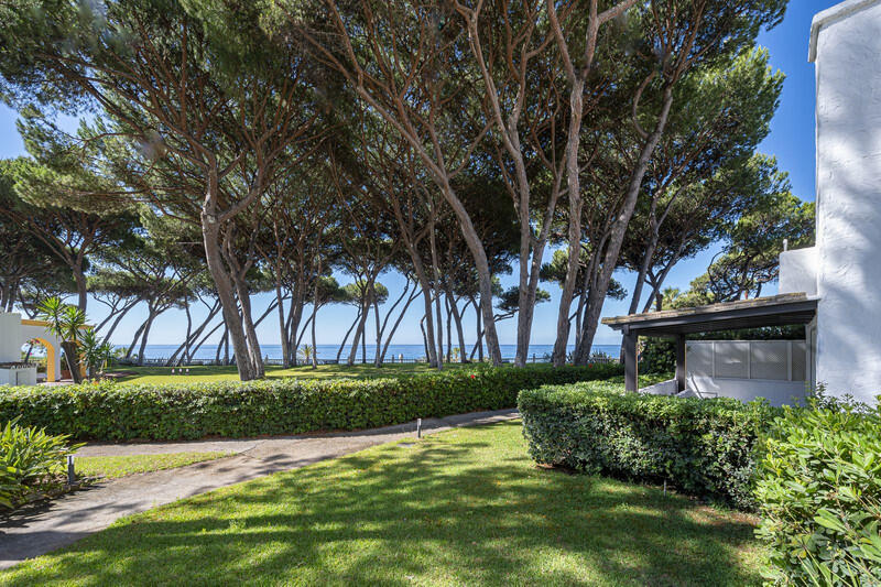 3 bedrooms Apartment in Marbella, Spain No. 122184