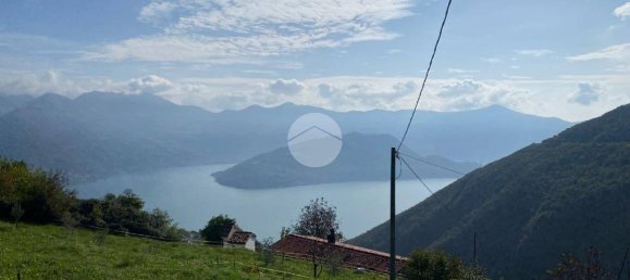 2730m² Land in Parzanica, Italy No. 212322 11