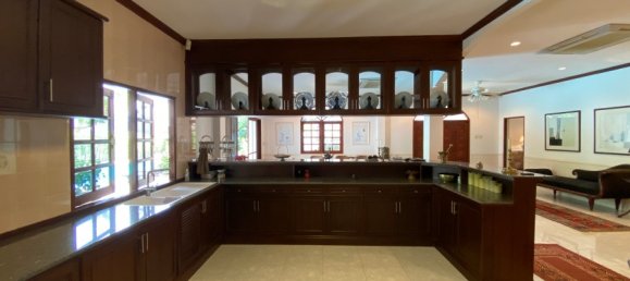 Дом с 6 спальнями в Хуа Хин, Таиланд № 58779 12