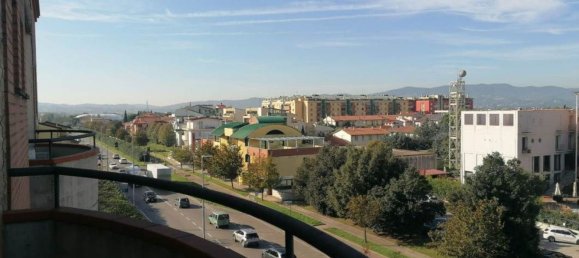 4 bedrooms Apartment in Campi Bisenzio, Italy No. 344873 9
