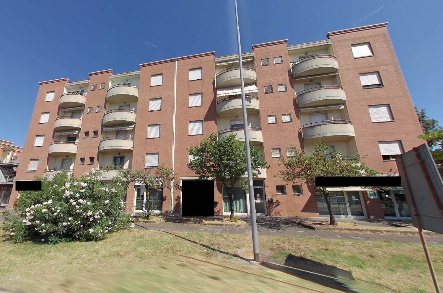 4 bedrooms Apartment in Campi Bisenzio, Italy No. 344873