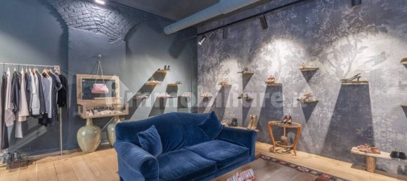 2-Zimmer Gewerbliche Immobilie in Turin, Italy, Nr. 10852 6