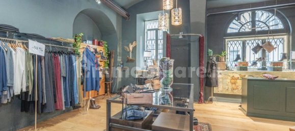 2-Zimmer Gewerbliche Immobilie in Turin, Italy, Nr. 10852 21