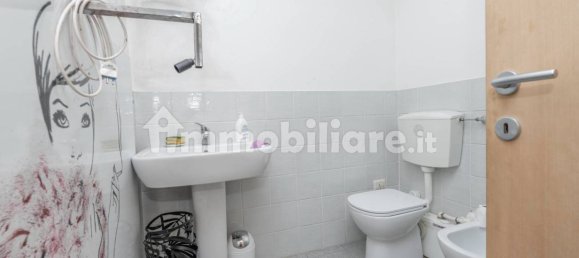 2-Zimmer Gewerbliche Immobilie in Turin, Italy, Nr. 10852 26